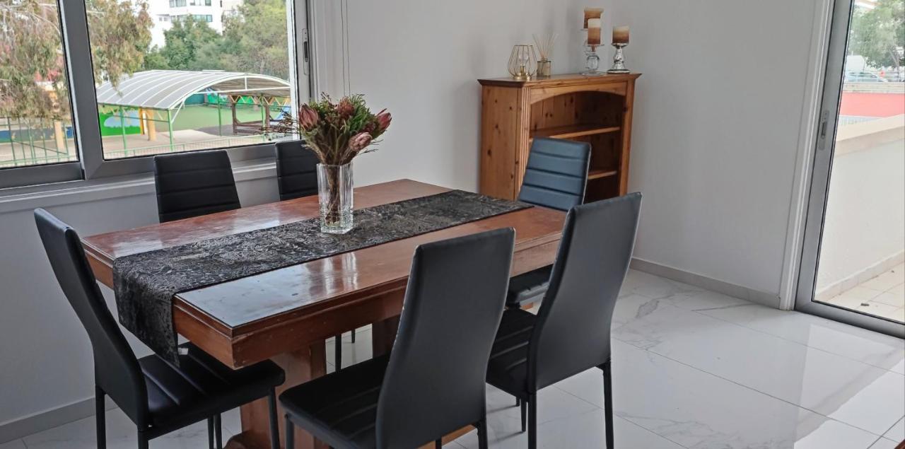Апартаменти Ellas Modern Duplex Center