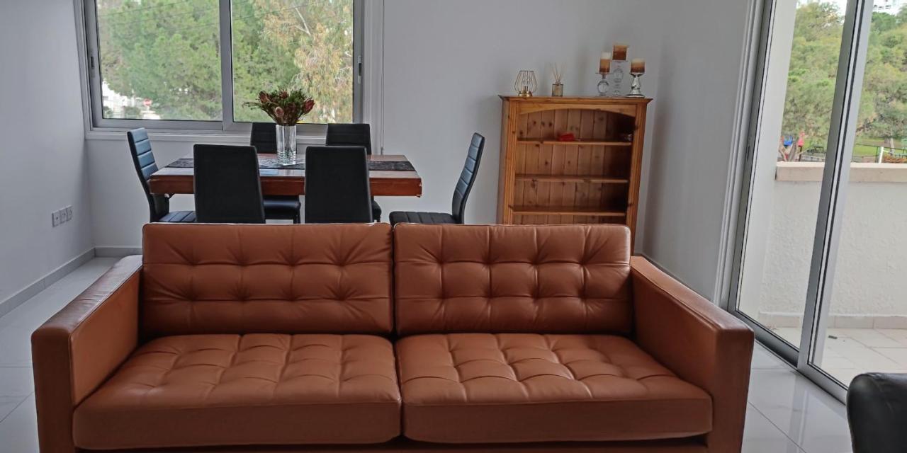 Ellas Modern Duplex Center Апартаменти *